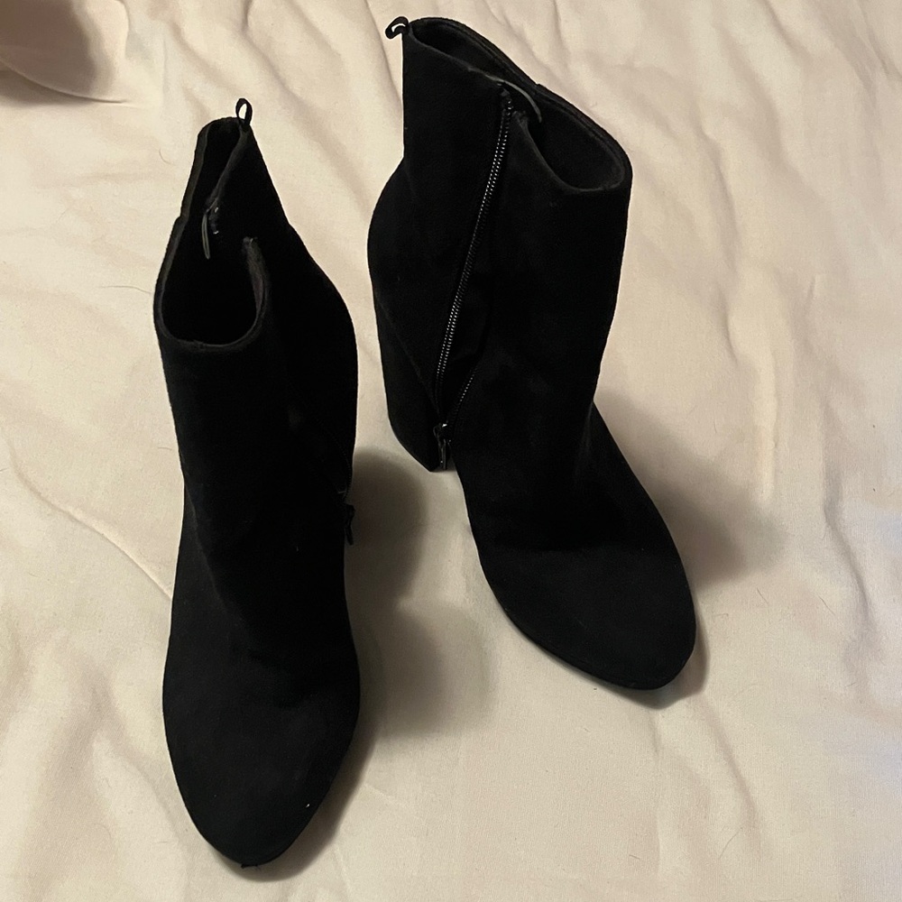 H&M Elegant Black Suede-like Ankle Booties